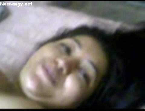 ديوث يصور مراته وهي هايجة ويمص كسها سكس مصري